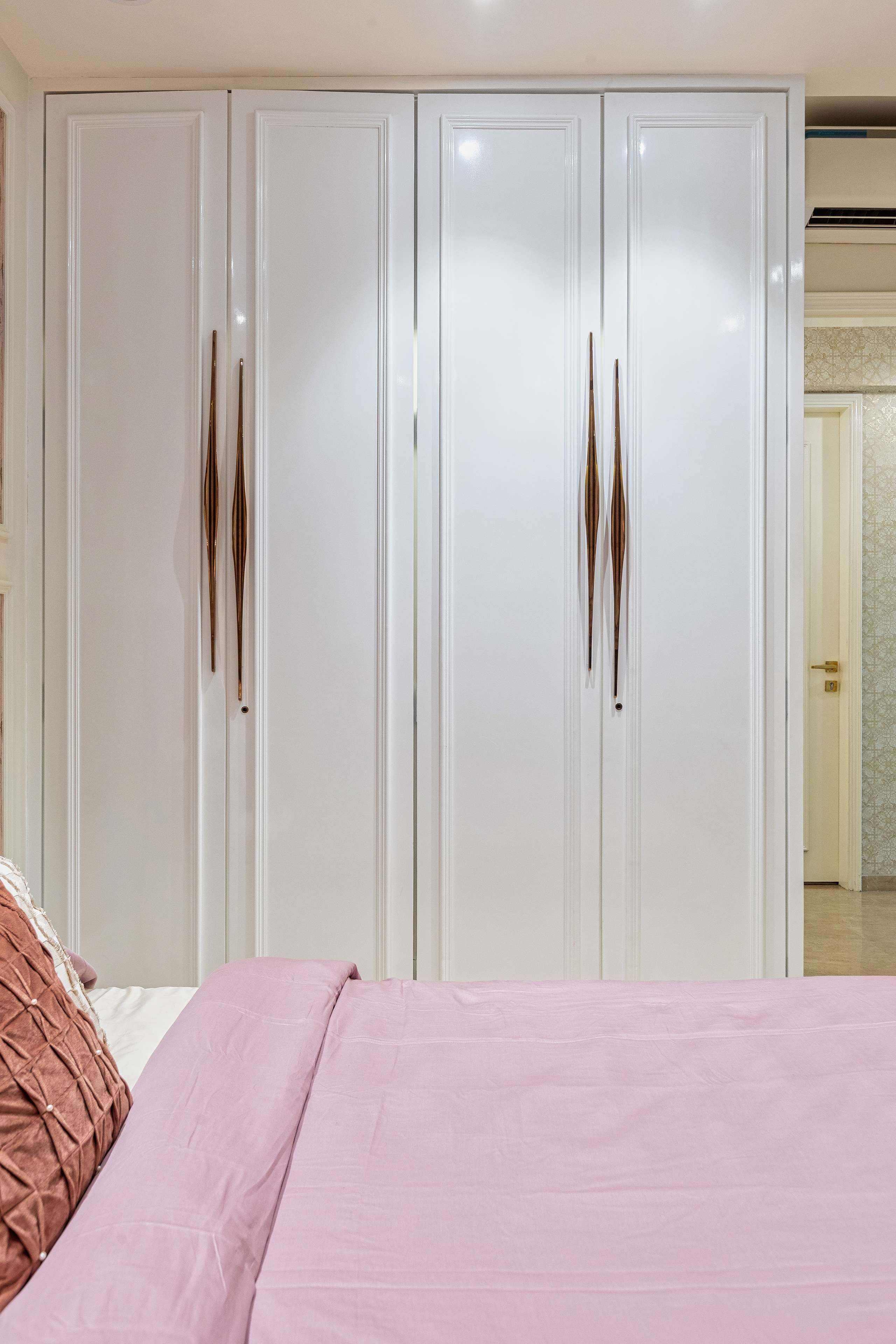 Interior photograph by Sartaj Films