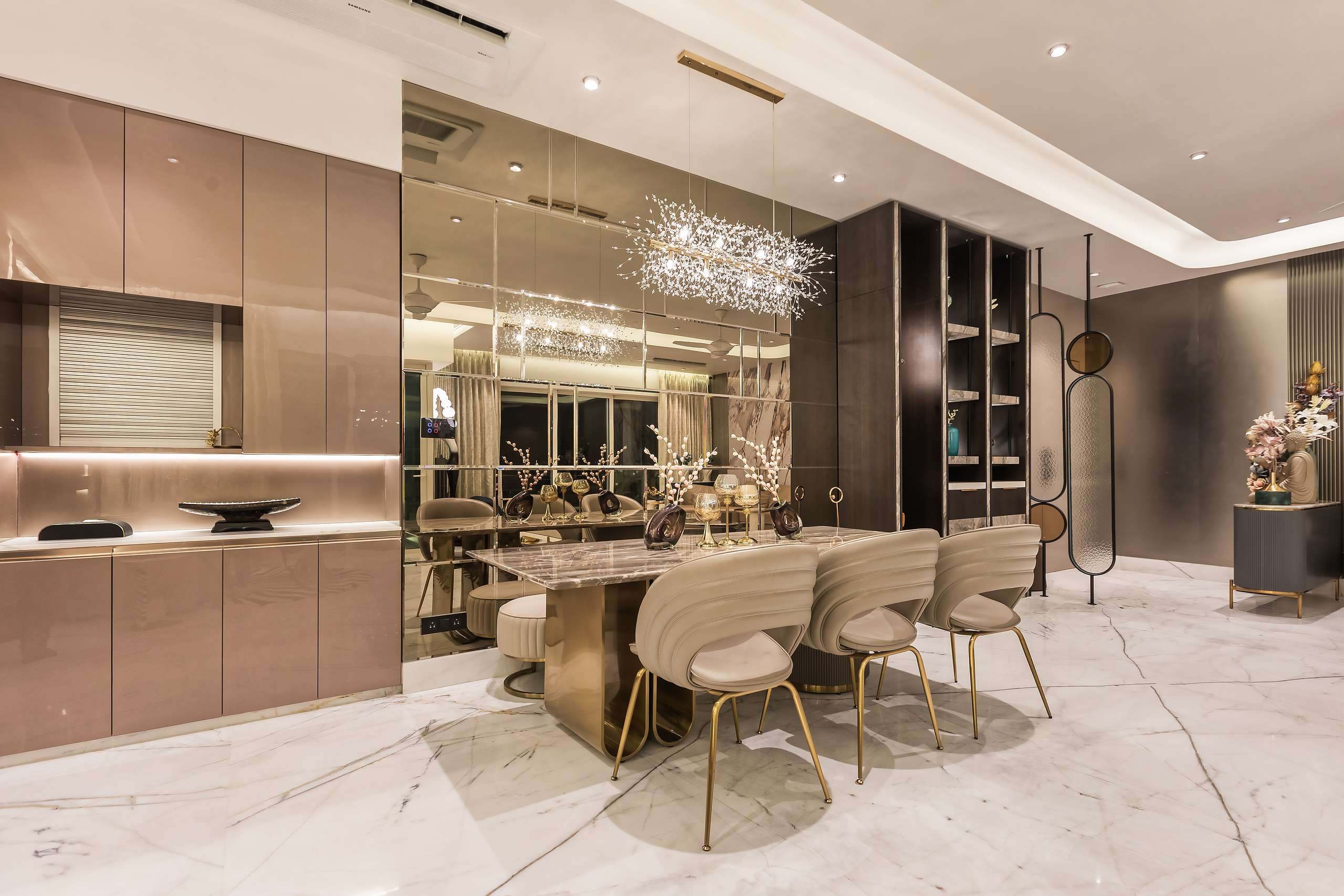 Interior photograph by Sartaj Films